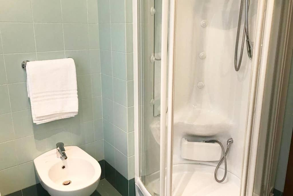 Comfortable Apartment Behind Arena Di Verona Buitenkant foto