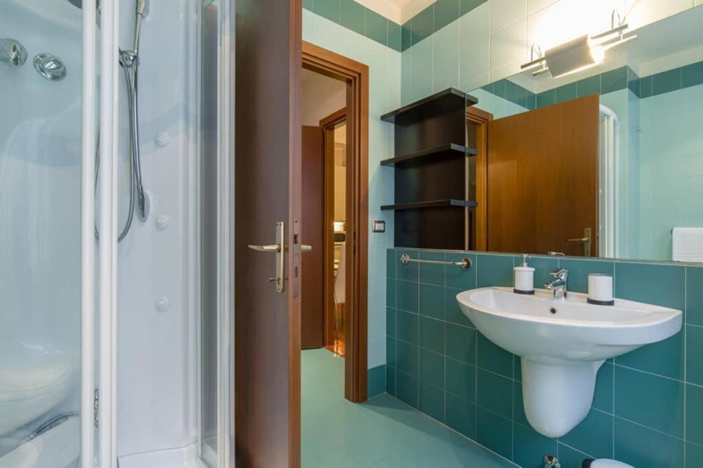 Comfortable Apartment Behind Arena Di Verona Buitenkant foto