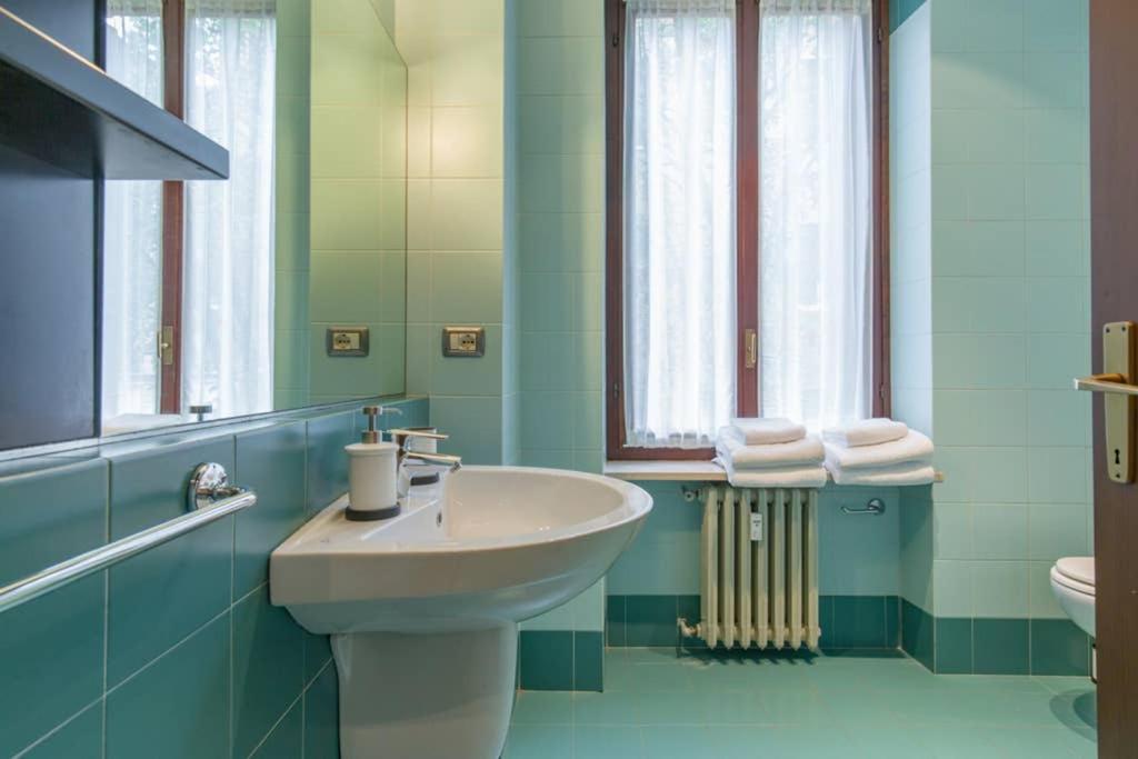 Comfortable Apartment Behind Arena Di Verona Buitenkant foto